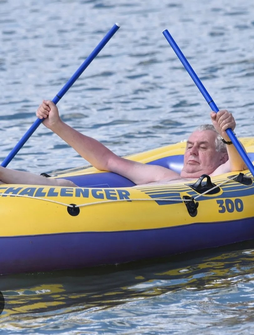 Die Young as late as possible 🇨🇿 🇺🇦 🇮🇱 tweet media