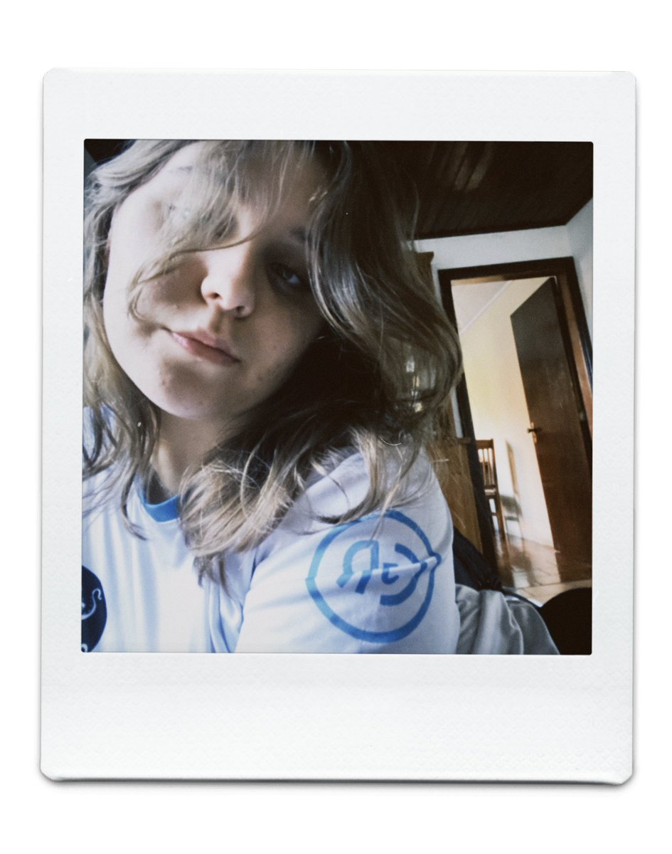 naisersout tweet media