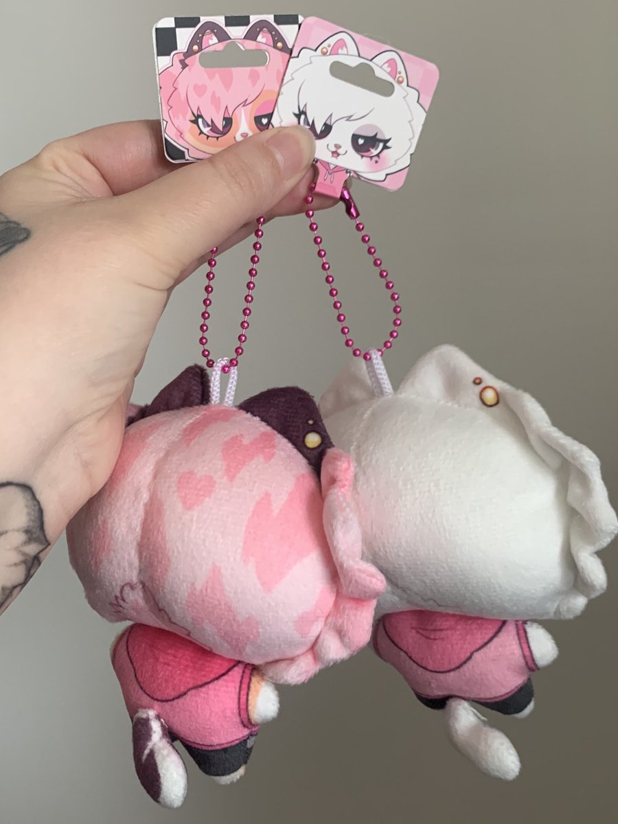 𝔅𝔞𝔪𝔟𝔦 ⛓🔜 Fureh, Calfurry tweet media