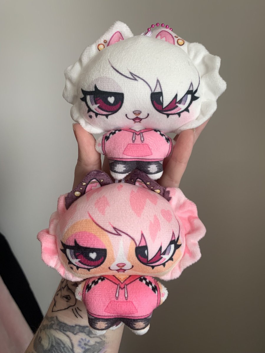 𝔅𝔞𝔪𝔟𝔦 ⛓🔜 Fureh, Calfurry tweet media