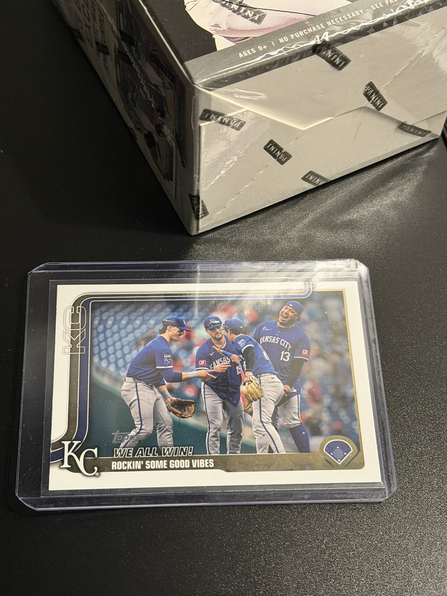 BALLBAKEDTAKES's tweet image. Shoutout to @cardtrader86525 always lookin out and sending cards my way, so much #hobbypositivity from this guy and I absolutely love it‼️
CANNOT WAIT for the season to start and for these boys to be playing TOGETHER!
#hobbyfam 🫶🏻🙌🏻🙏🏻