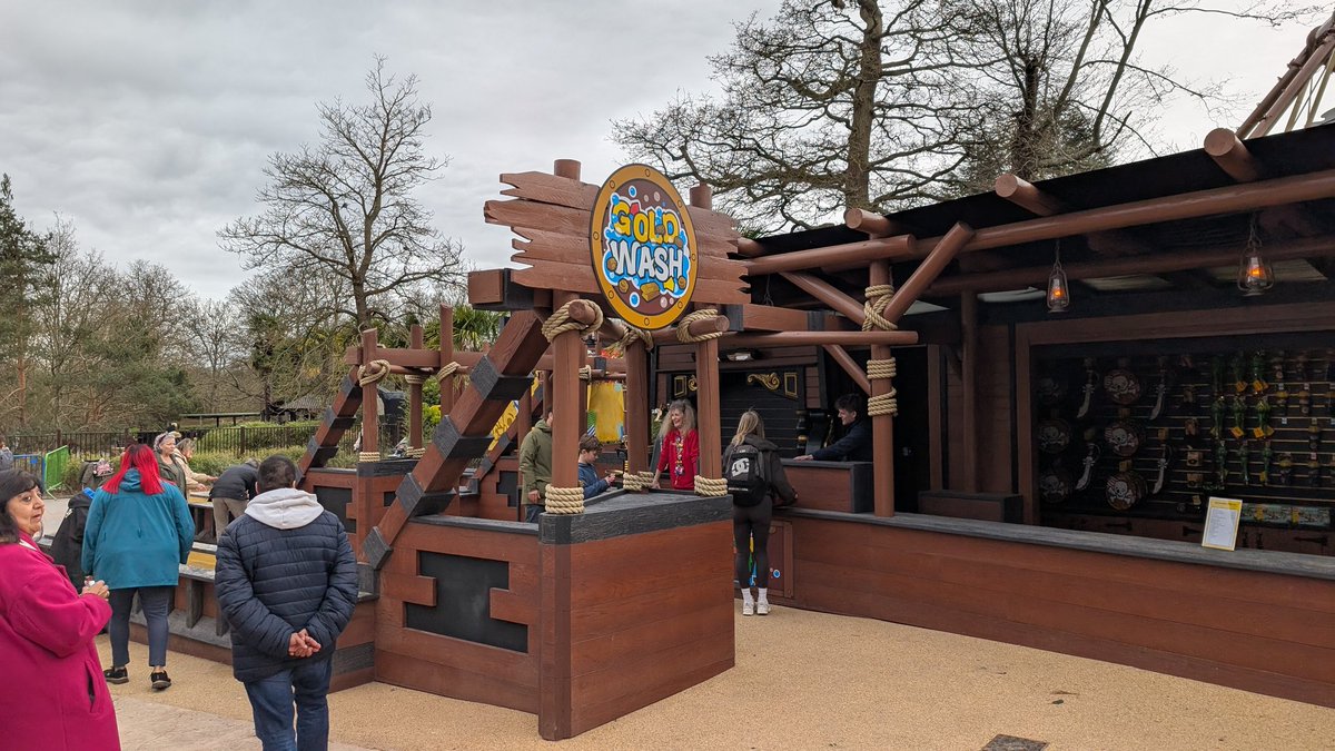 UK Theme Parks tweet media