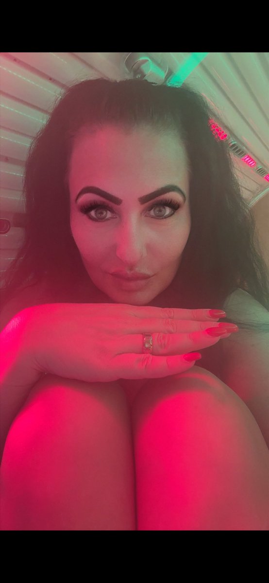 Empress Izabella die Schweinepriesterin OFFICIAL tweet media