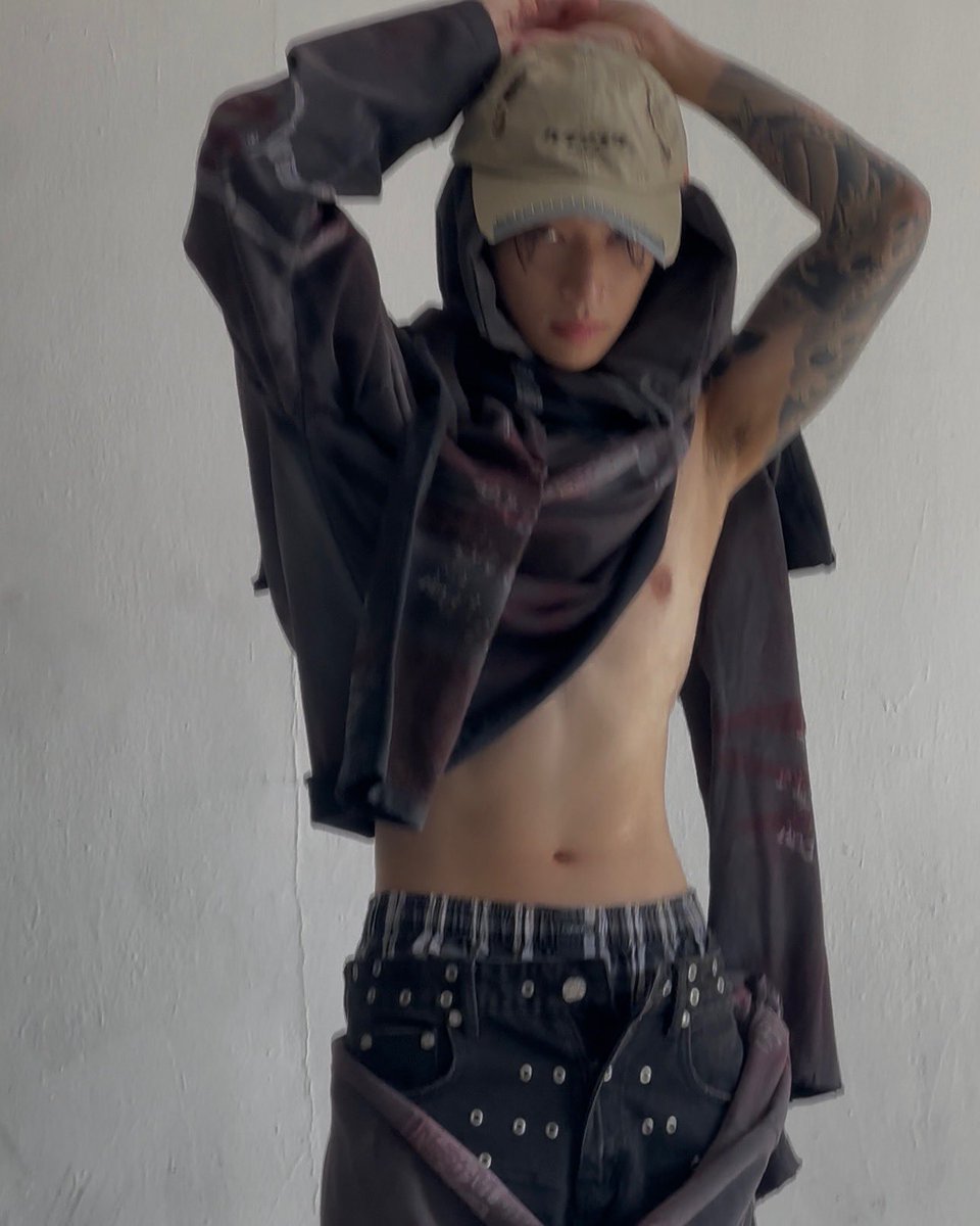 keshi updates tweet media