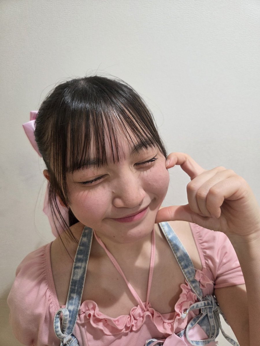 minori_Hiwillow's tweet image. おはみーの☀️
今日は朝から部活です🏃‍♀️
みんなもお仕事頑張ってね👊今週も頑張ればいいことある✨

#はいうぃろう。　#板花実音里　#jC2　#アイドル