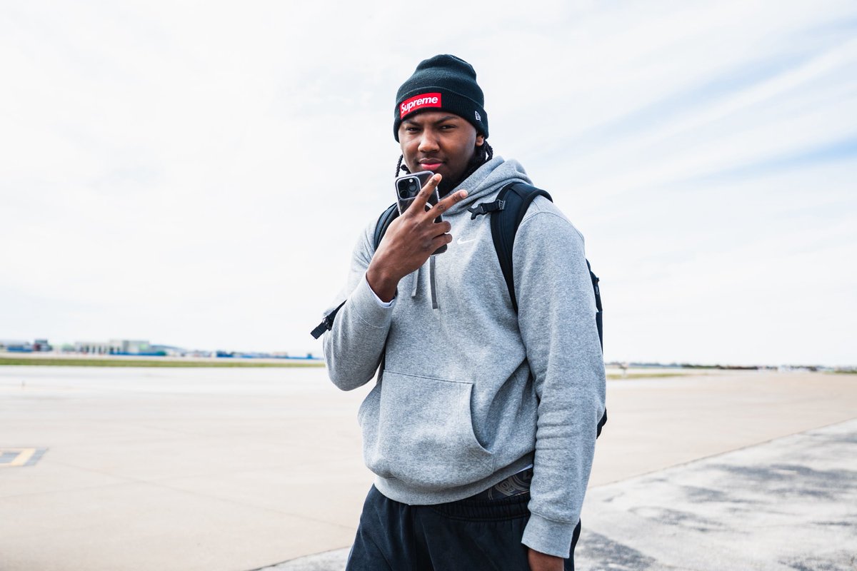 SMU Basketball tweet media