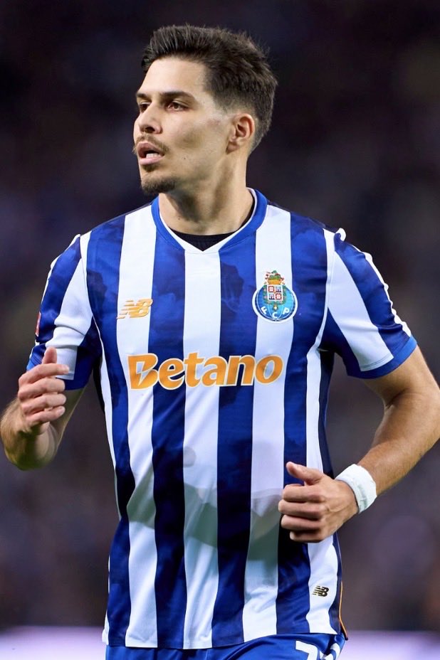 O Zé do Boné tweet media