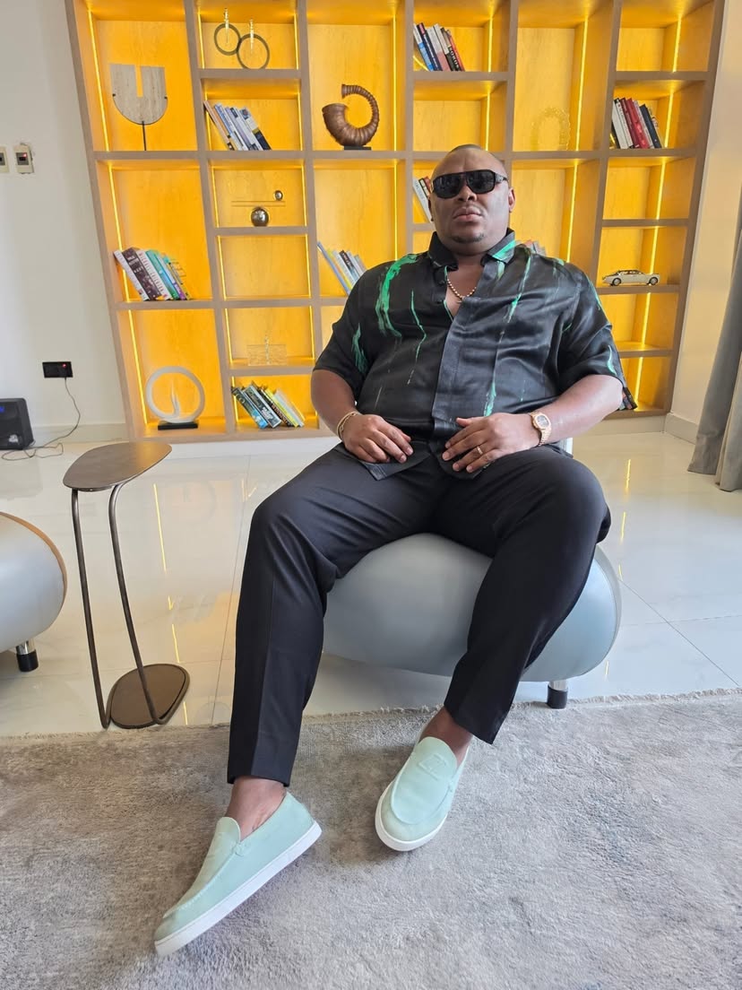 Vintagedeluxeinteriors tweet media