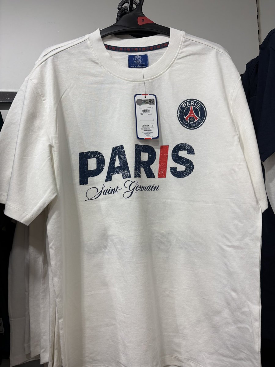 BrainyNewSexySH's tweet photo. I couldn’t help myself. Primark has fantastic football merchandise!! ⚽️⚽️ #PSG #RealMadridCF #footballmerchandise #primarkuk #PrimarkRealMadrid #PrimarkPSG #primarkfinds https://t.co/TUd55RbGf3