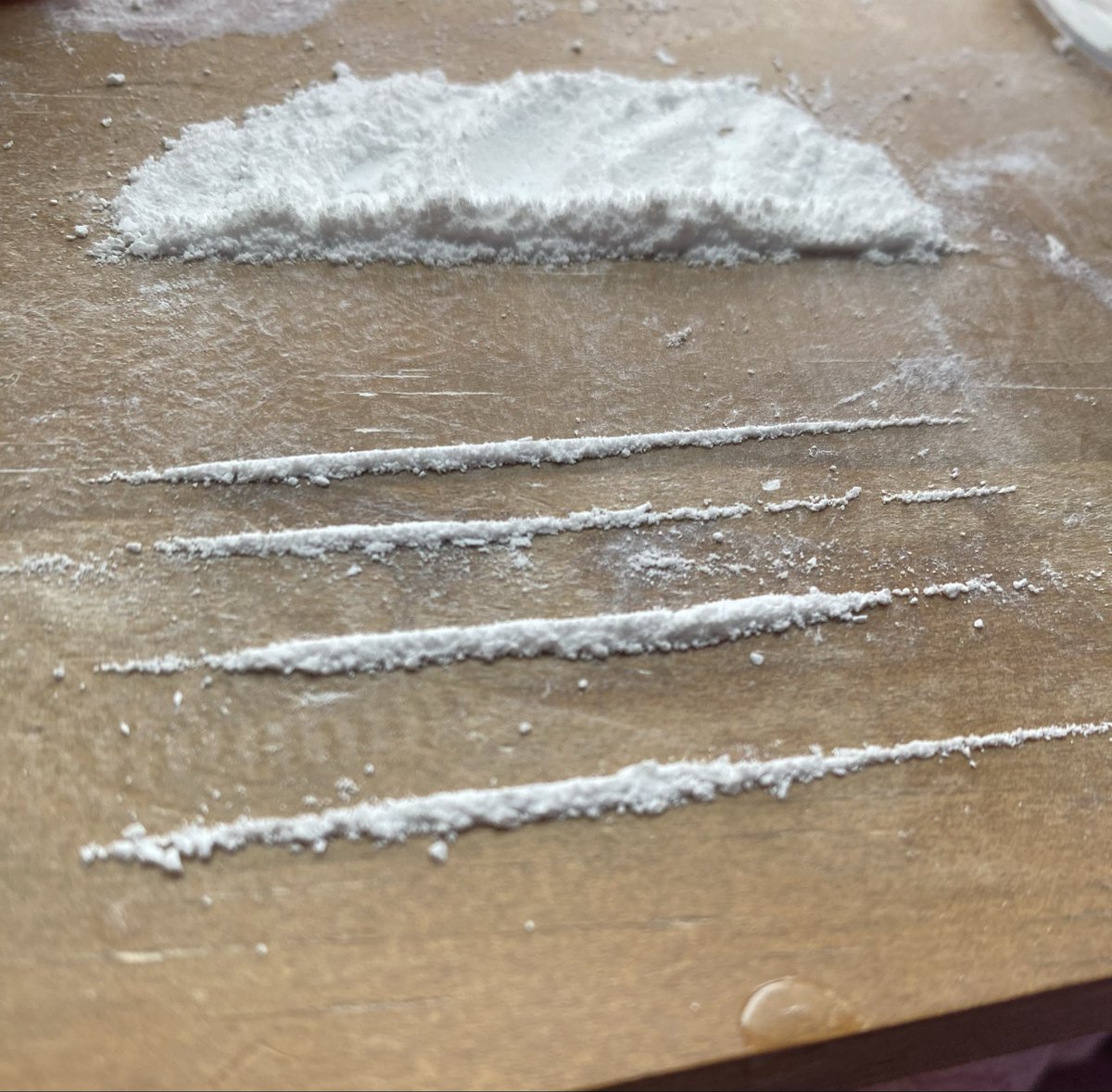 ozyprincess's tweet photo. Shitty ah lines 

#ozy #drgtwt #drugtwt https://t.co/AVrujfkTqu