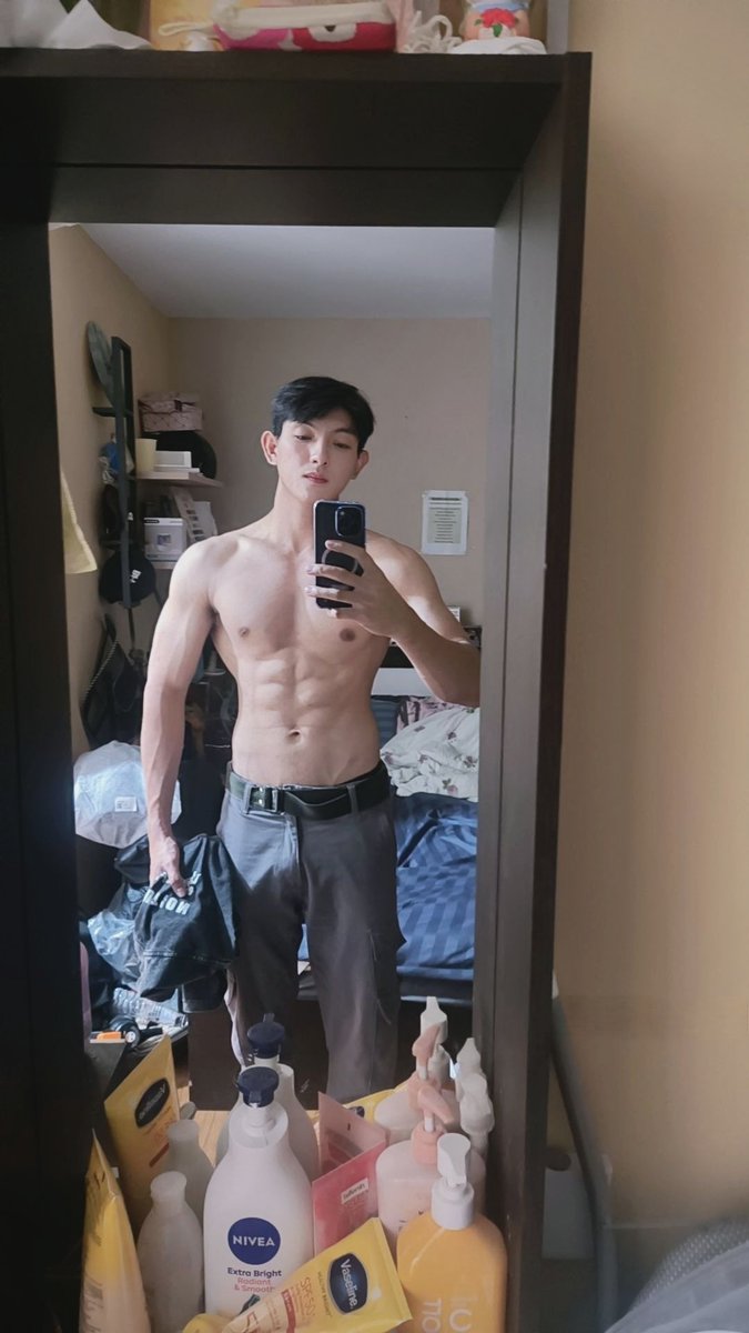 man Massage Off-site straight man tweet media