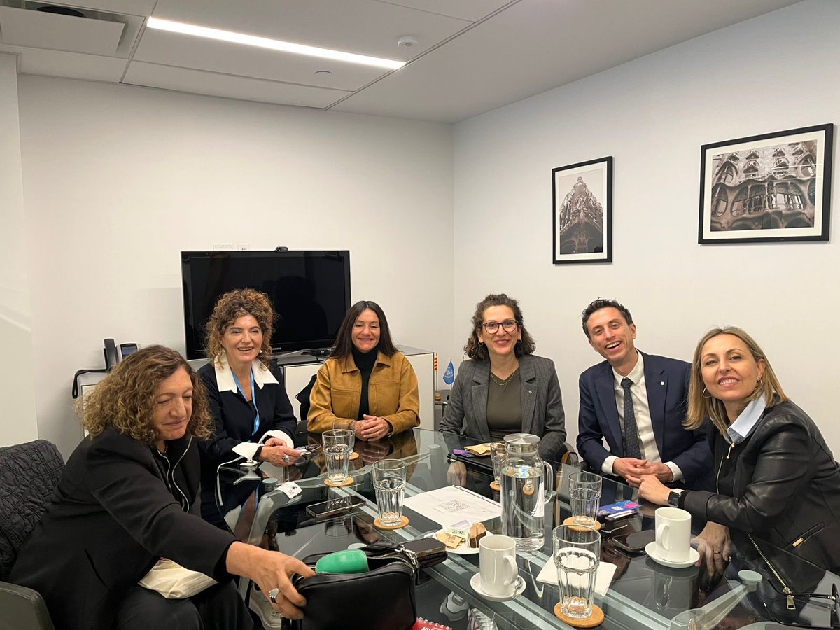 ORU perfil español tweet media