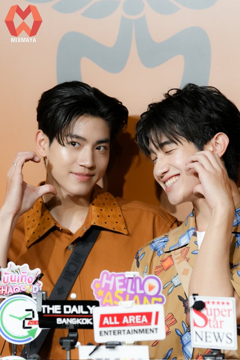 webmixmaya's tweet photo. แอลม่อน - โปรเกรส ช่วงสัมภาษณ์ในงาน MCM ฉลองครบรอบ 50 ปี เปิดตัว MCM Lifestyle Store แห่งใหม่ที่ EmQuartier
ALMONDPROGRESS AT MCM EVENT
#MCMTHxAlmondProgress
#AlmondProgress
#MCMThailand
#Almond #PROGRESSS https://t.co/oqIw0rk9EE