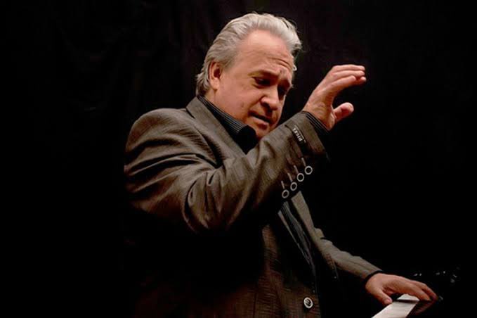 Embajador Víctor Koronelli tweet media