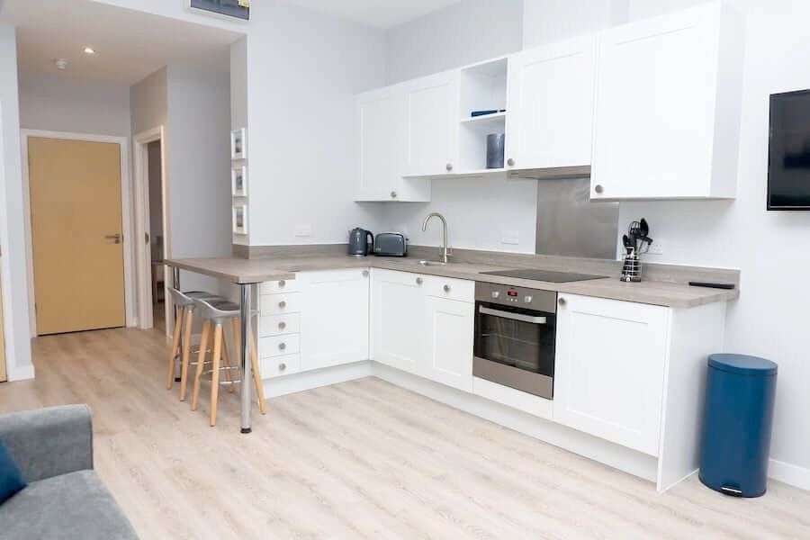 staylets1's tweet image. Unlike hotels, our #apartments offer a welcoming environment where you can unwind in your own space. 

Cook meals in your kitchen or enjoy takeout without communal dining. We focus on making your stay stress-free 🧡

Browse our #accommodations buff.ly/KVfe9c3
#Hospitality