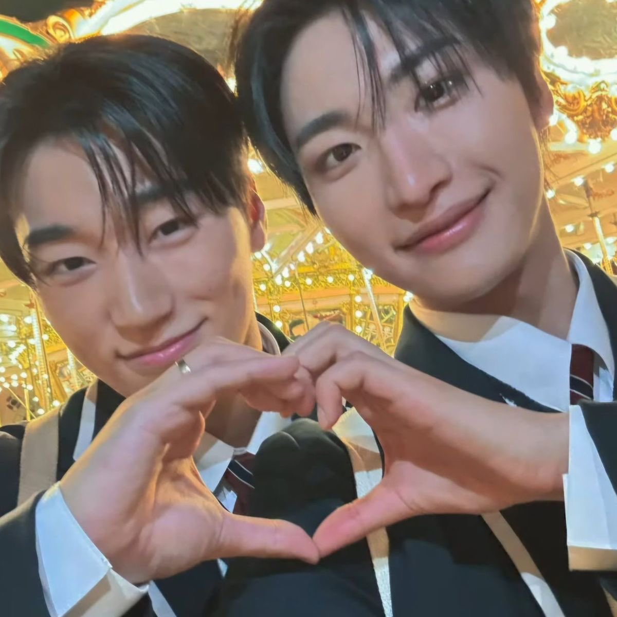 Holland 홀리 ♡ tweet media