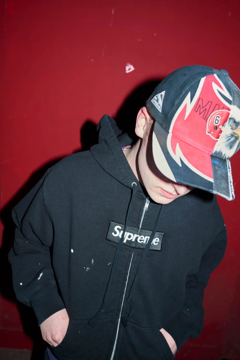 AMNotify tweet media