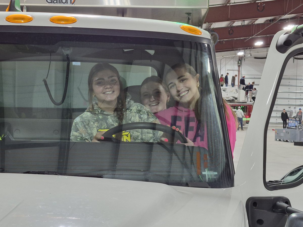 BG Schools tweet media