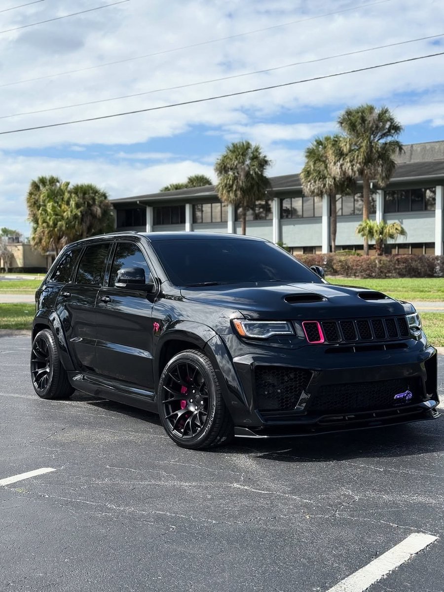 Elite Carsgasm tweet media