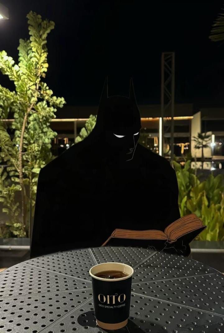 TheBatPics tweet media