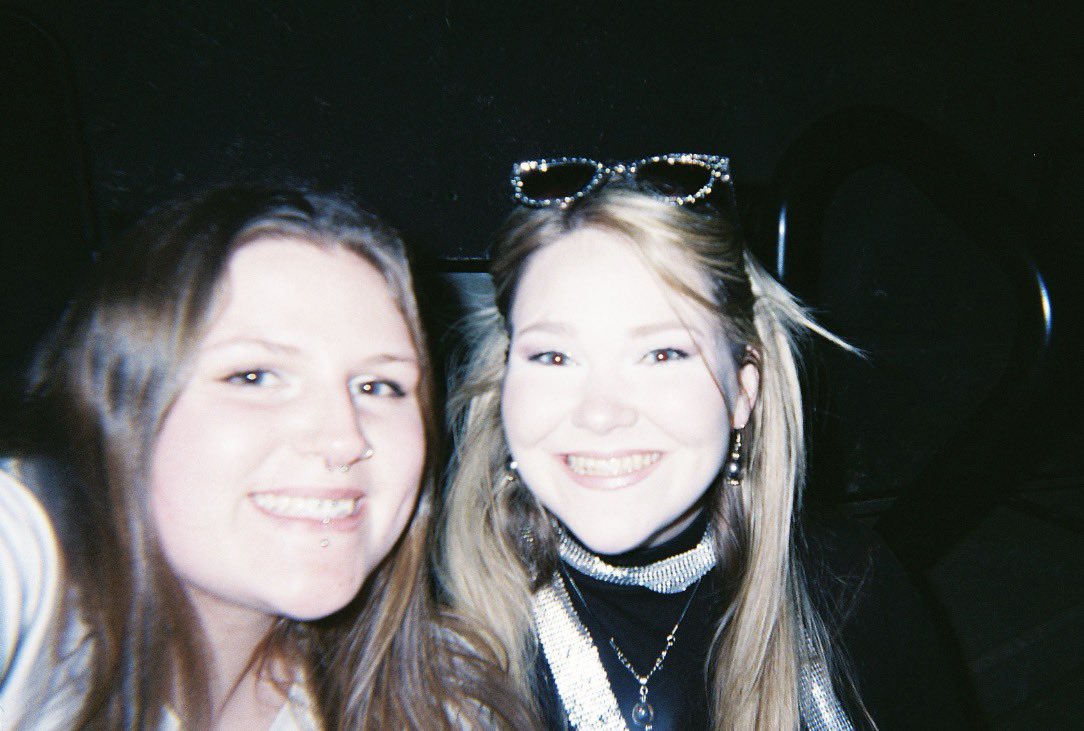 elle | forever forever tweet media