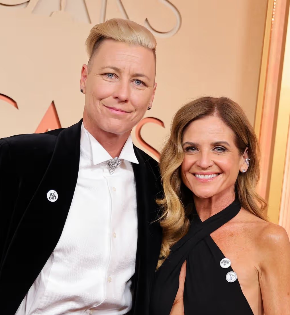 Oli London tweet media