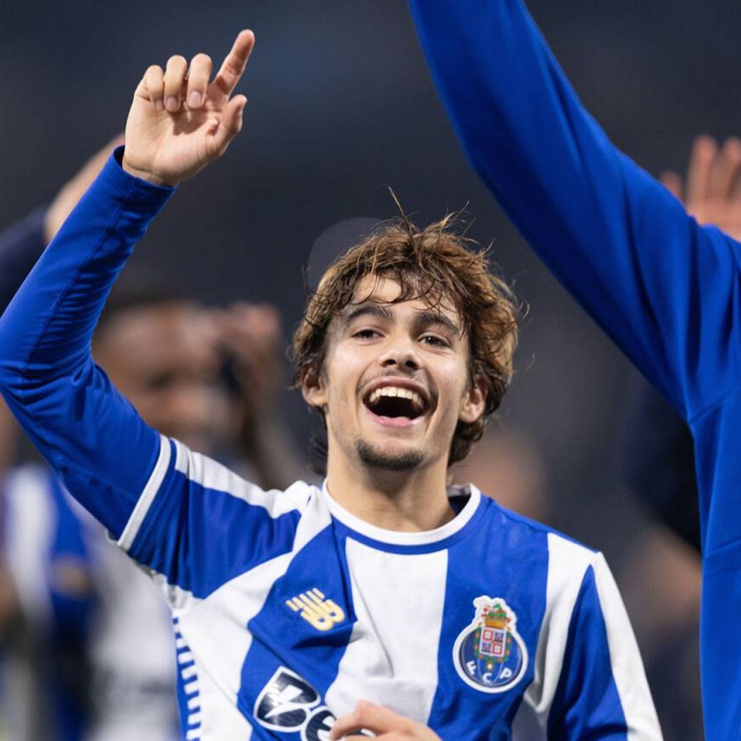 PortoReport tweet media