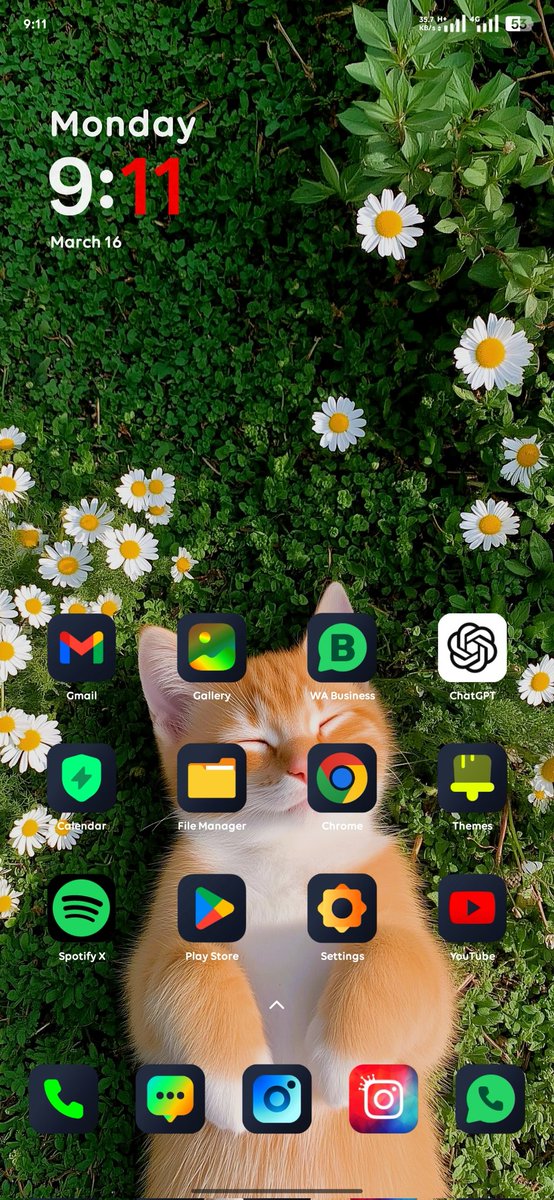 NaviOfcl's tweet photo. How's My home screen &amp; Lock screen ? https://t.co/VuExOZ8Txh