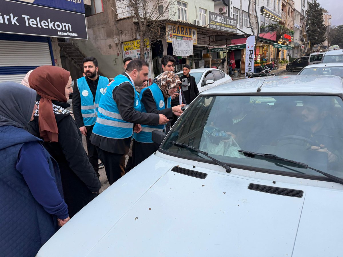 Siz iftara yetişmeseniz de,
AK Gençlik size yetişir!

#iftara5kala

<a href="/ZehraNurAydemr/">Zehranur Aydemir</a>