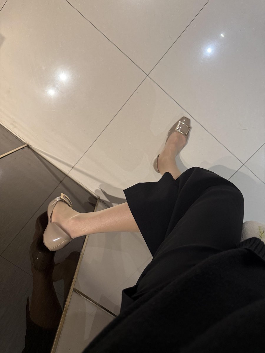 lahasilaro tweet media