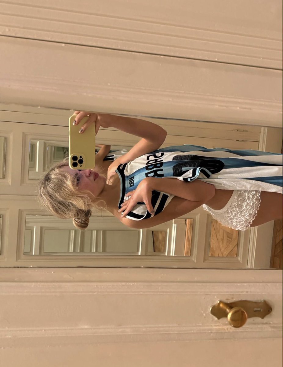 Surprised Covington 🐾 tweet media