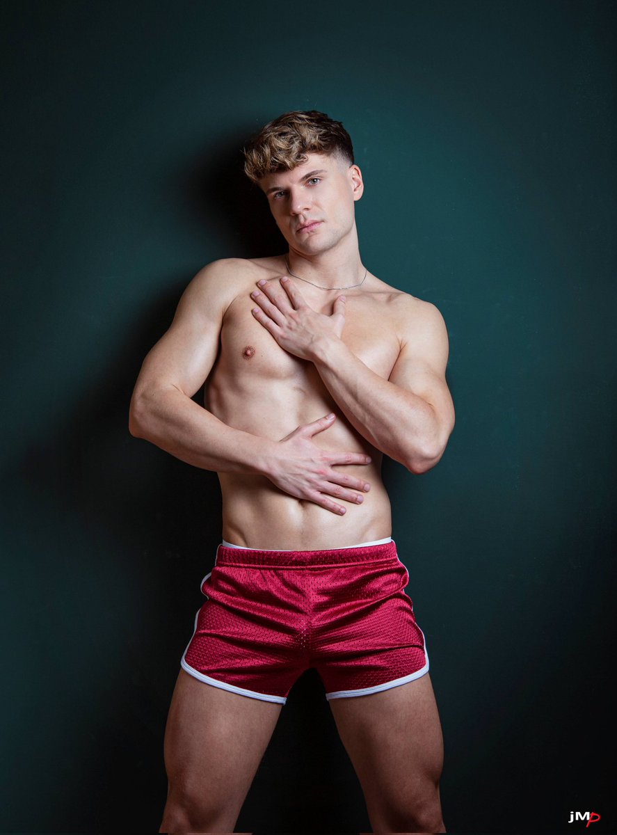 Jérôme M - picture by jMp tweet media