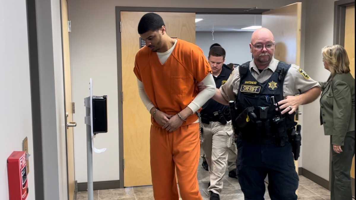 Johnny Thunderbird tweet media