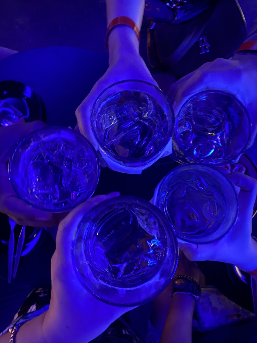 🏖️เล่นตอนพักร้อน🤭 tweet media