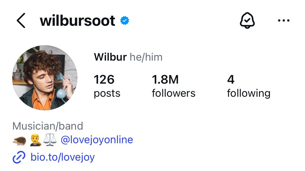 tauntbur tweet media