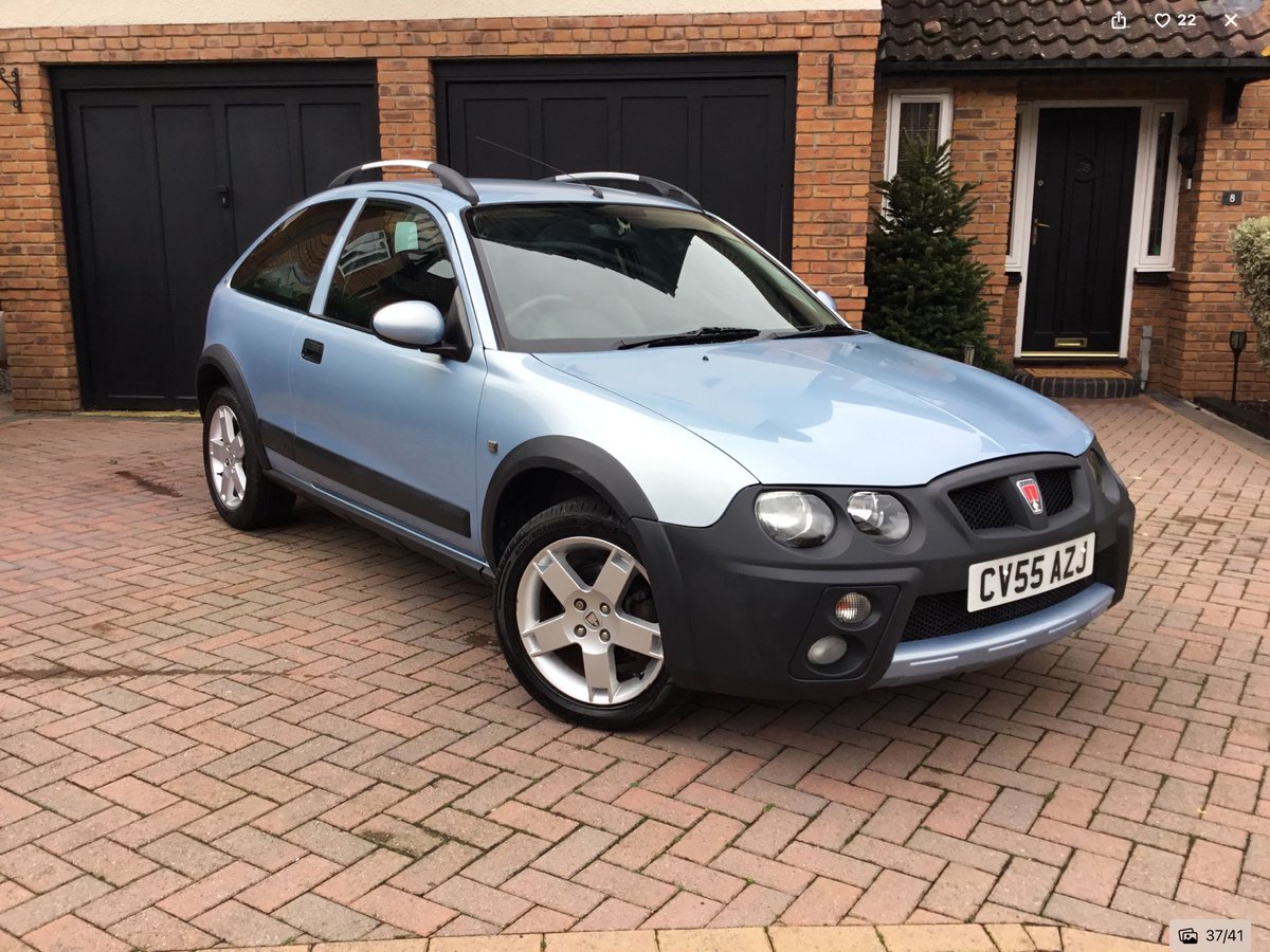 gsmales's tweet image. Monday’s used car spot is this 2006 Rover Streetwise with just 17k miles.
We all laughed at the concept at the time, but this was a forerunner of many crossovers we see on the roads today.
Note the individual rear seats.

#Rover #ModernClassics #ClassicCars #2000s