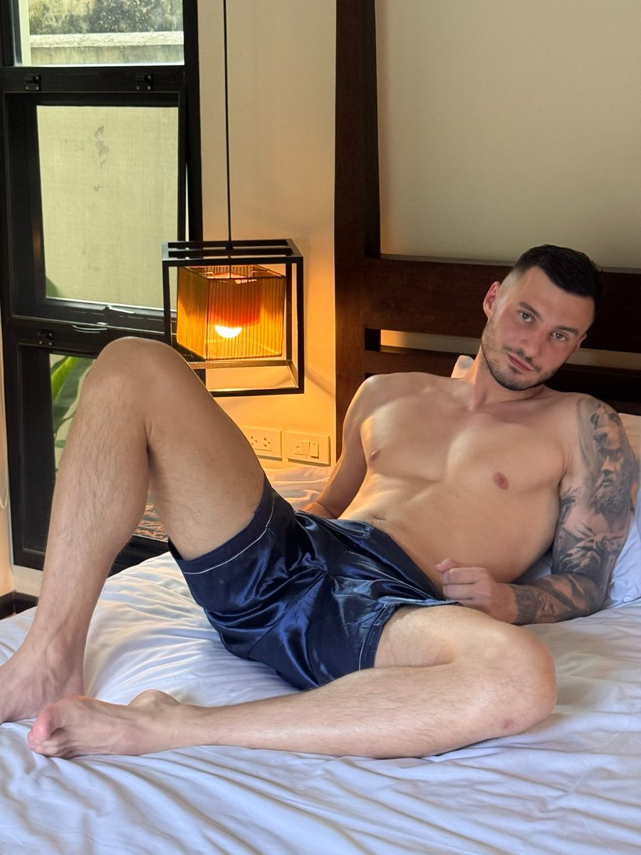 Max Size tweet media