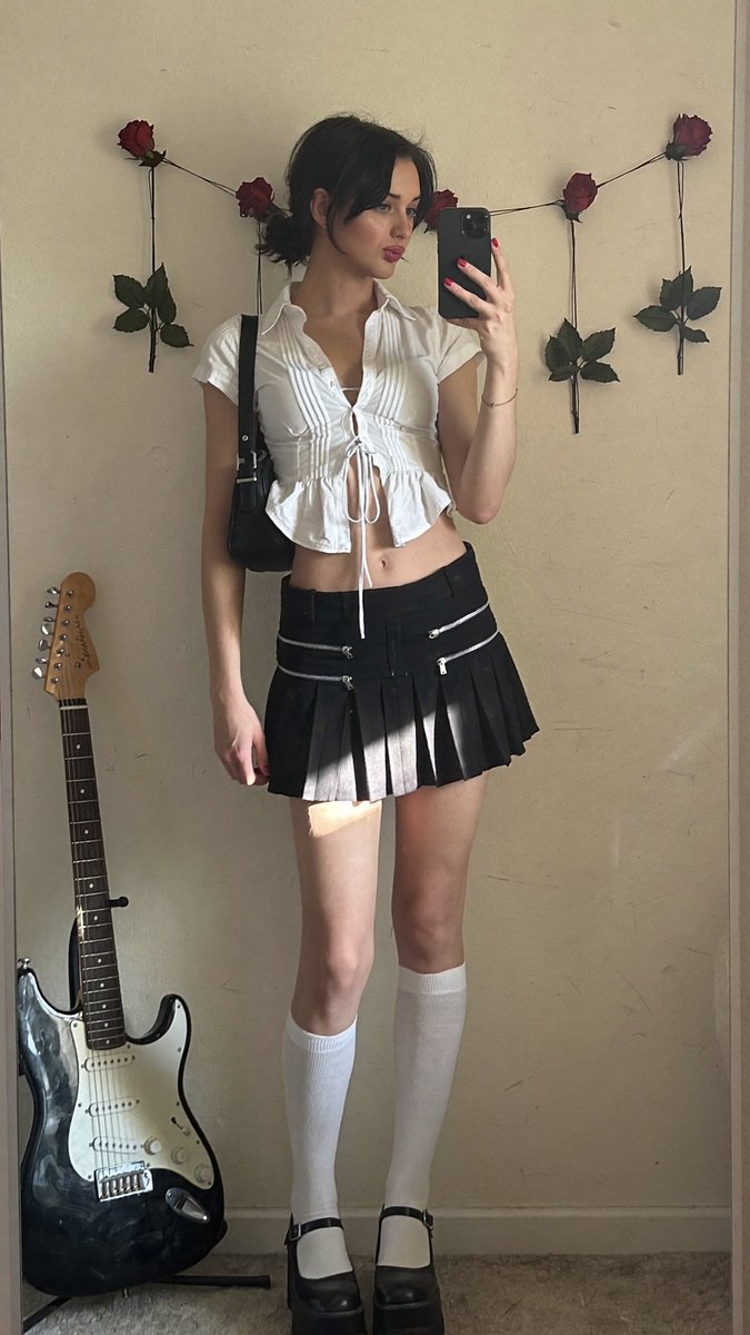 Would you protect an trans women if you saw her getting bullied ? 😕
