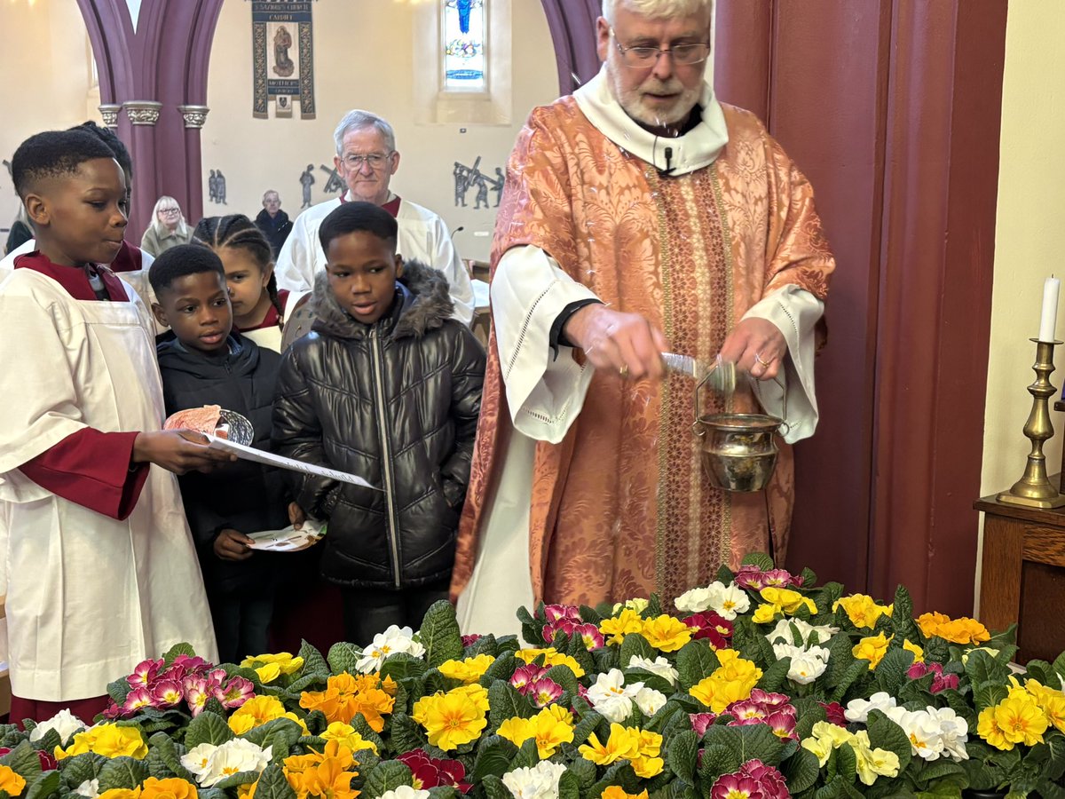 S Saviour's, Splott 🧡 tweet media