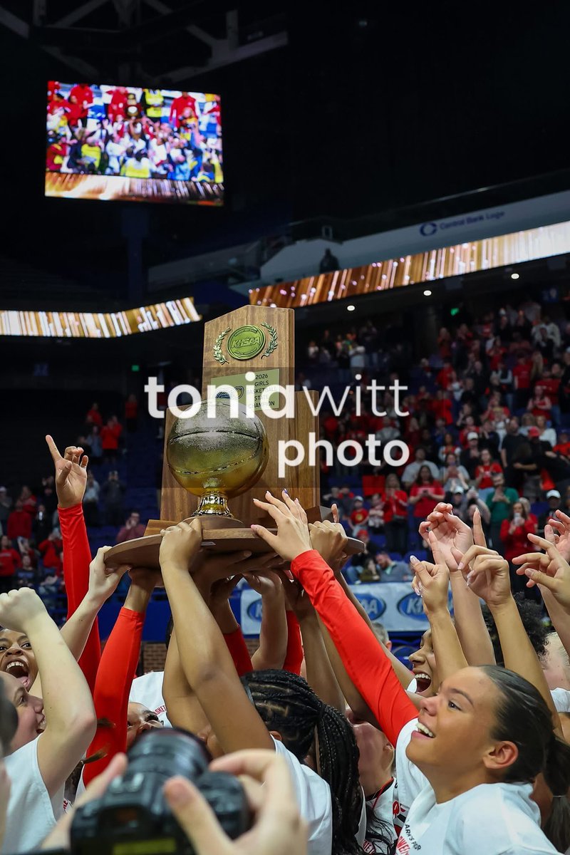 Alyx White tweet media