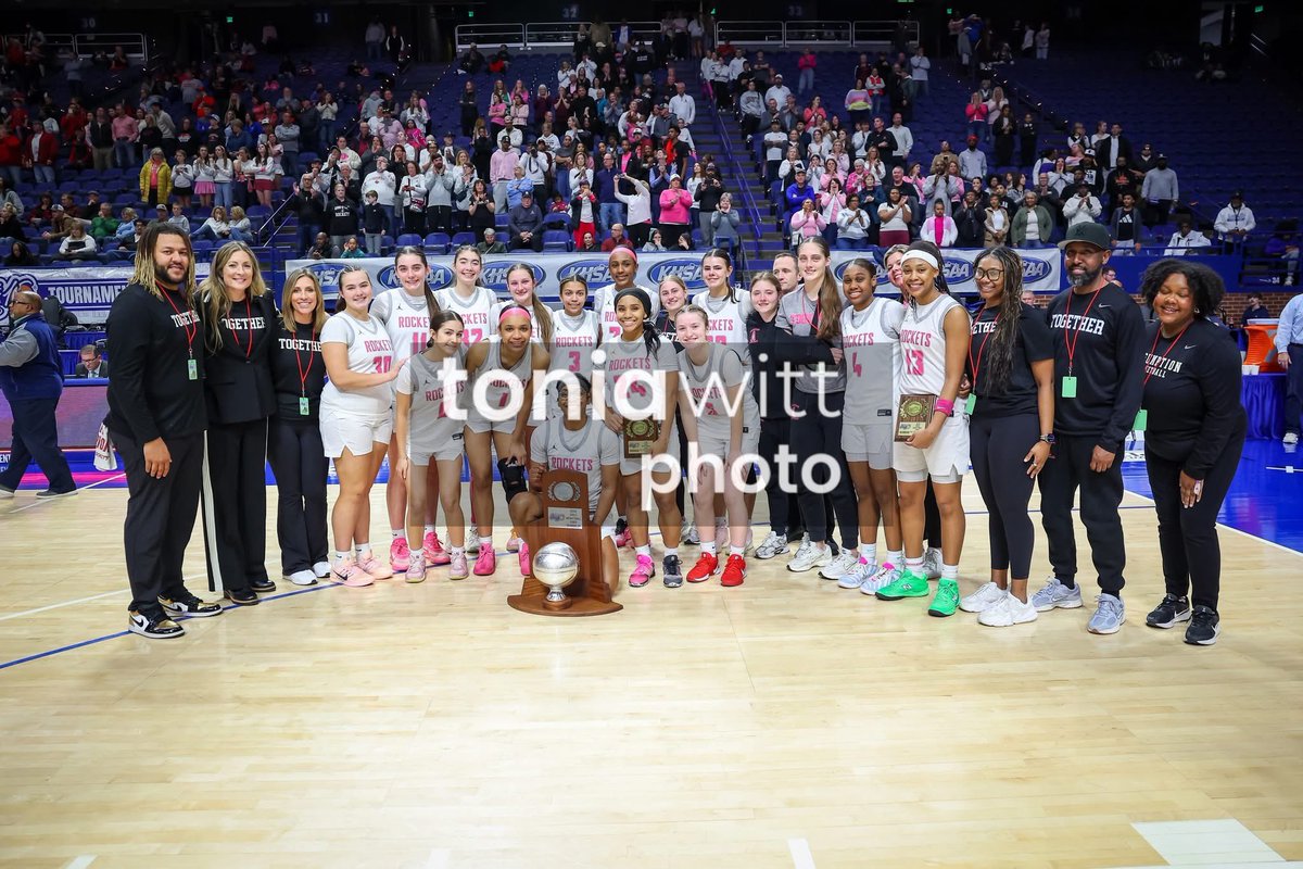 Alyx White tweet media