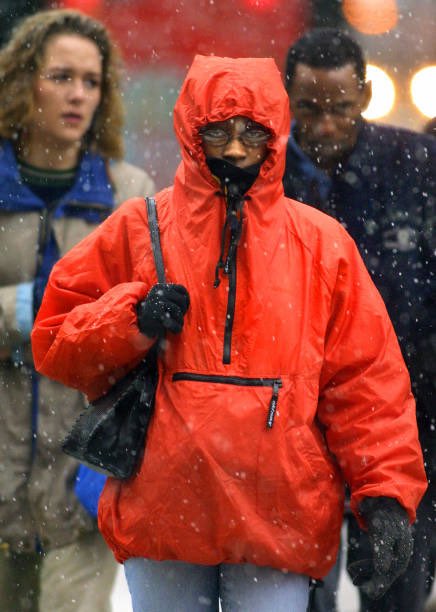 2001 Live tweet media