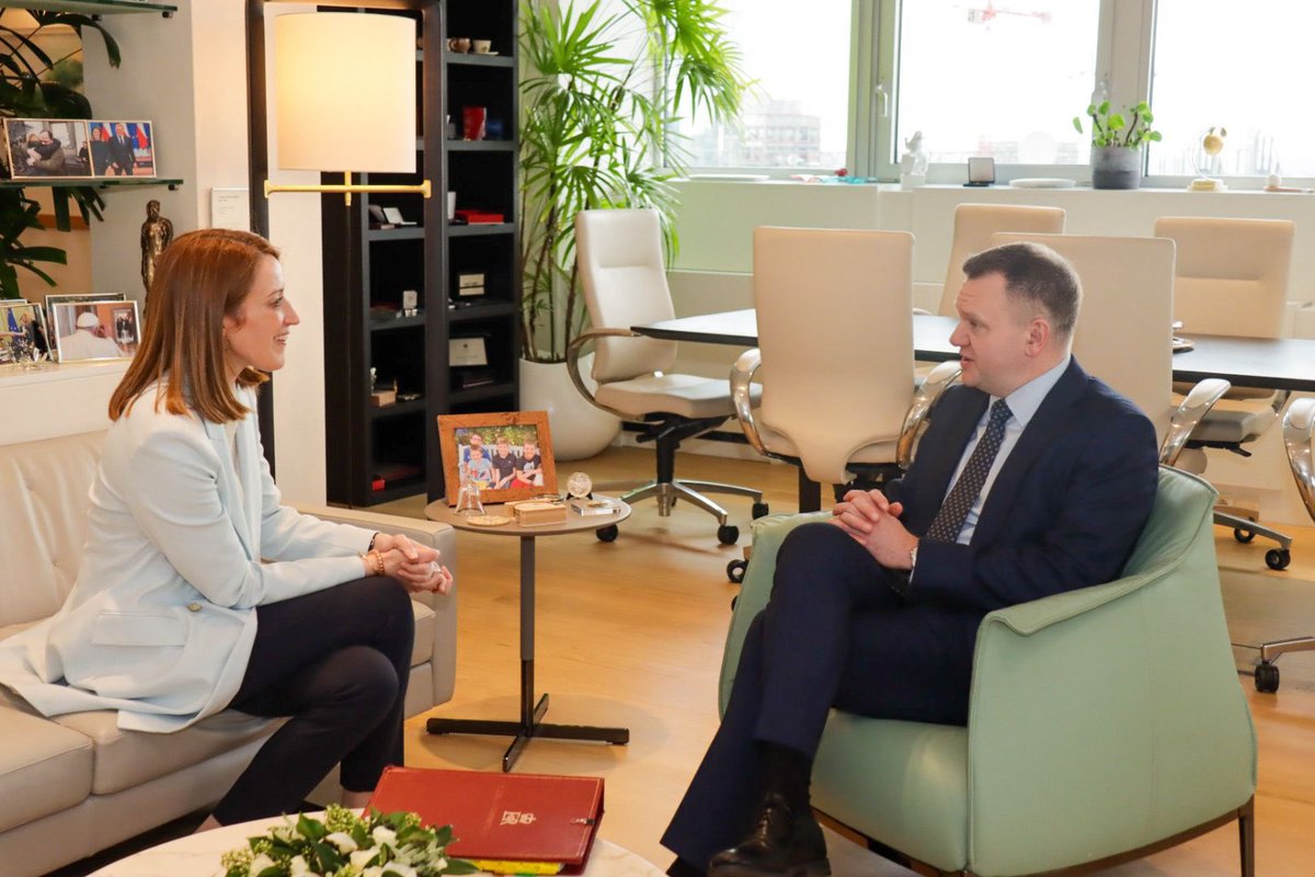 Nick Thomas-Symonds tweet media