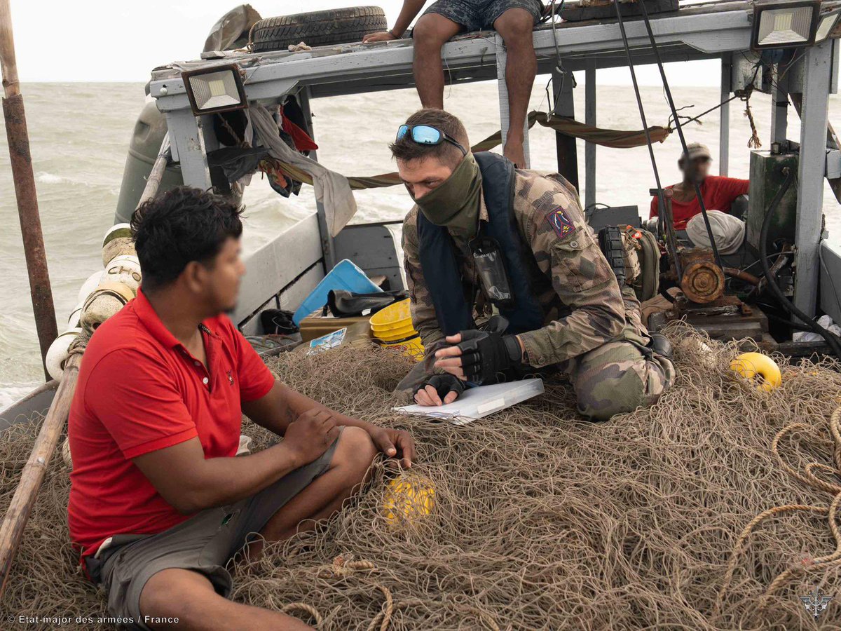 Armée française - Opérations militaires tweet media