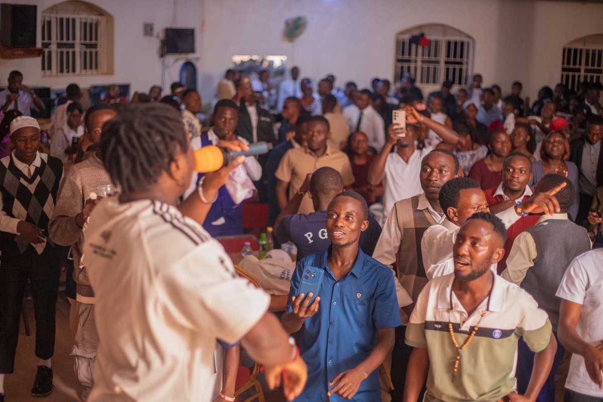 RWENZORI UNITED STUDENTS' ASSOCIATION-KABALE tweet media