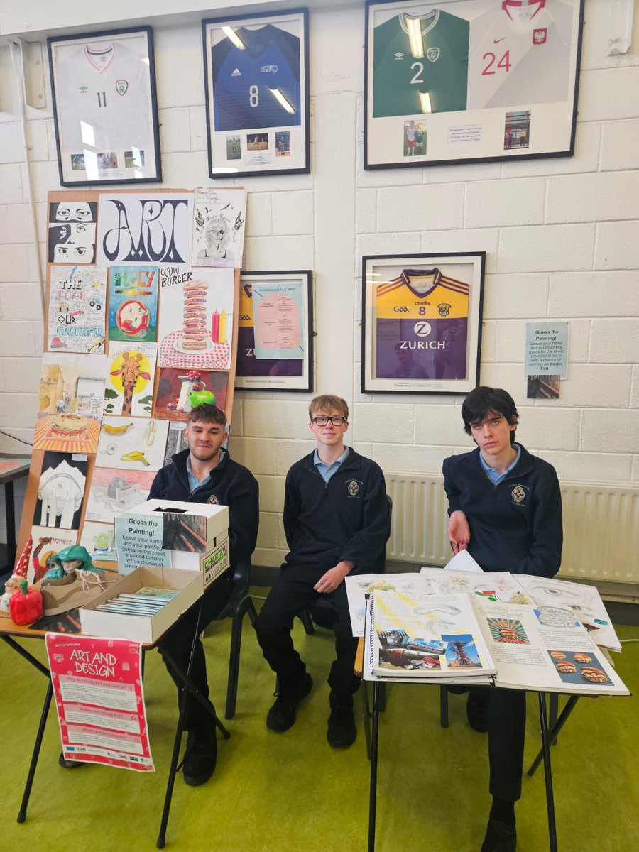 Coláiste Éamonn Rís tweet media