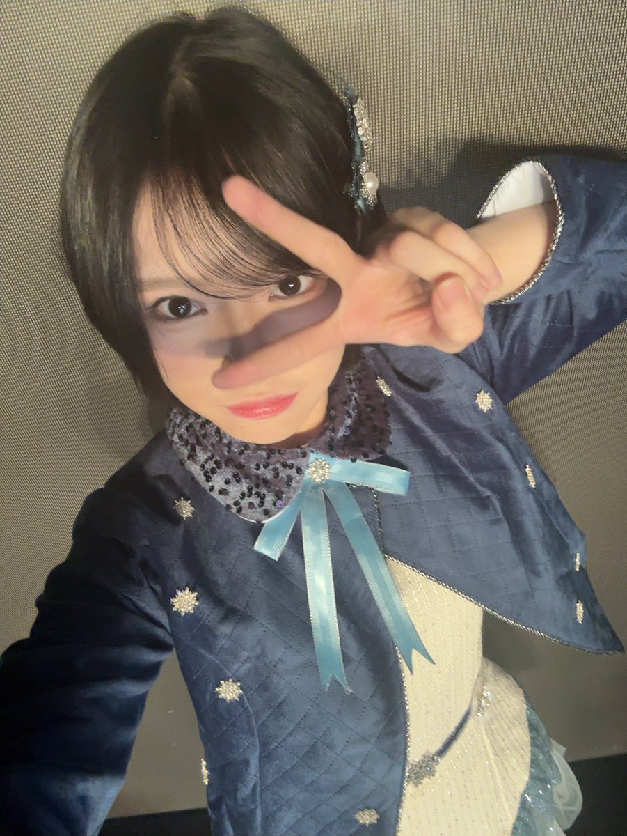 syaassyaamuthh's tweet photo. TENGKYUU FOR TODAY YAA >__< selamat berlibur sayangsayangnya aku sampai bertemu abiss lebarann heheee. ngga deh sampai bertemu di shonichi passion yaa luvv :3 selamatt istirahat yaaa muaah🤩🤩🐟🍅🐹
#MustyRech #ChrisMuth #Sarden #ChrisMuthFamily info fotbar🙂↔️🙂↔️ https://t.co/RBnQQog4zw