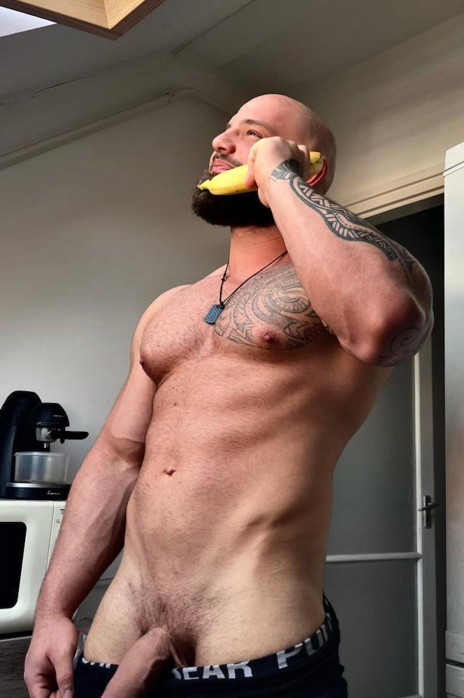 I know you want more linktr.ee/marcuspower