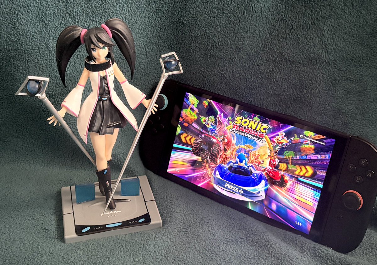 Hat Stack Mike tweet media