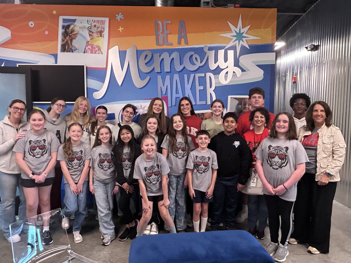 Moon Area SD tweet media